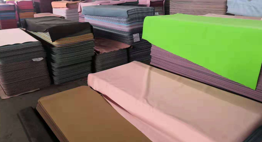 custom yoga mat in factory